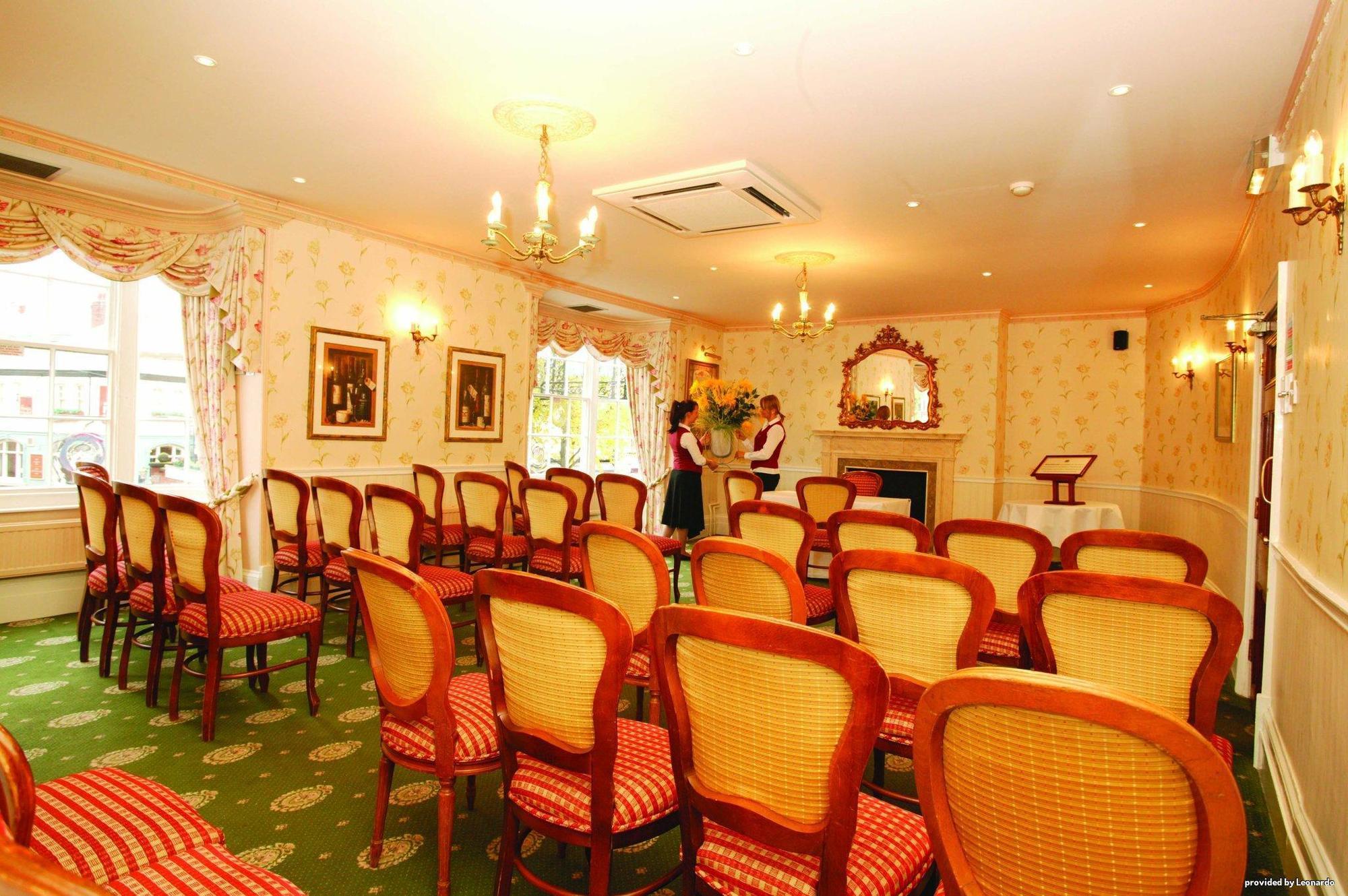 The Three Swans Hotel, Market Harborough, Leicestershire Bisnis foto