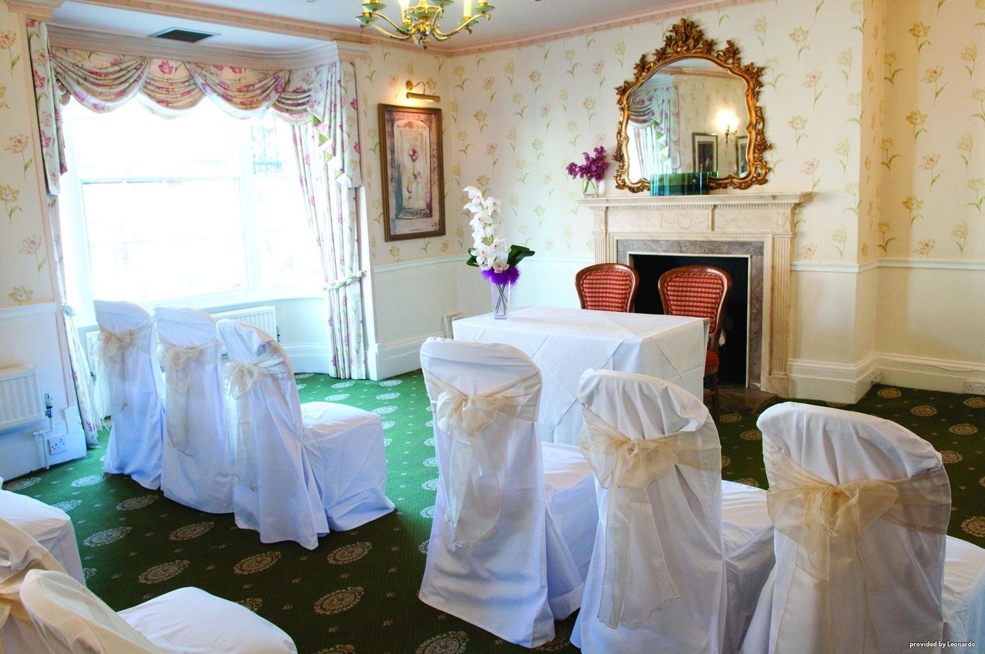 The Three Swans Hotel, Market Harborough, Leicestershire Fasilitas foto