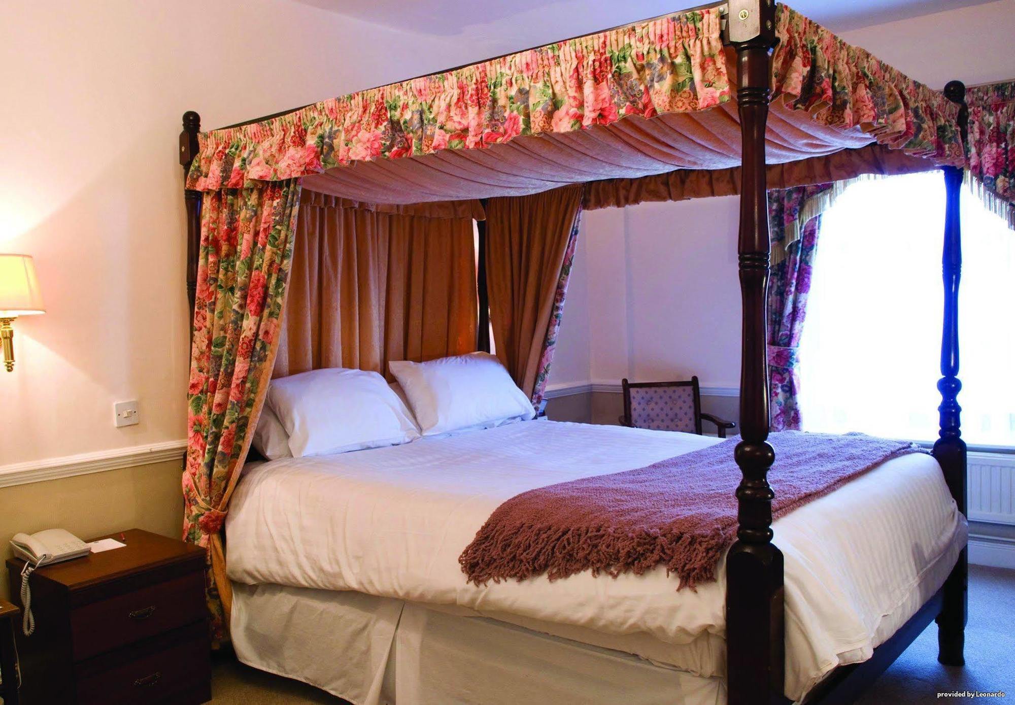 The Three Swans Hotel, Market Harborough, Leicestershire Ruang foto